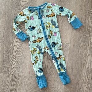 Little sleepies OG FINDING NEMO * UNICORN print lines up! Size 0-3mo